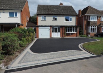 Tarmac Contractors In Hale Barns