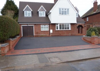 Tarmac Contractors In Hale Barns
